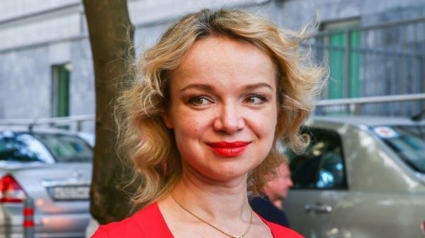 «Глупый хайп»: Цымбалюк-Романовская высказалась о конфликте Долиной и Карнавал