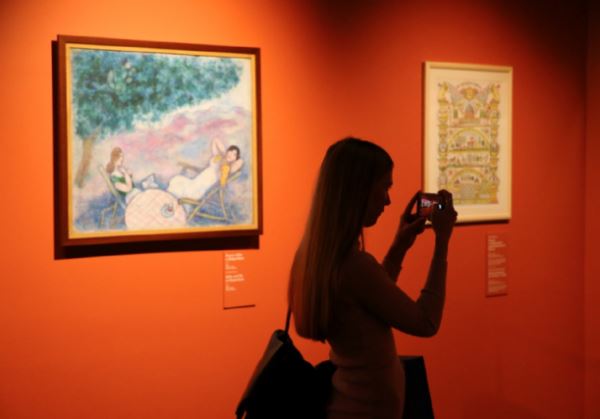 «МЕЖДУ НЕБОМ И ЗЕМЛЁЙ»: уникальная выставка Марка Шагала открылась в подмосковном музее "Новый Иерусалим"